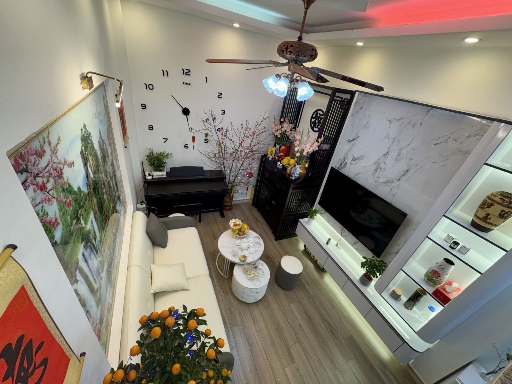 TRUNG TÂM SÀI ĐỒNG, NHÀ DÂN XÂY, OTO ĐỖ CỔNG, FULL NỘI THẤT NHẬP KHẨU